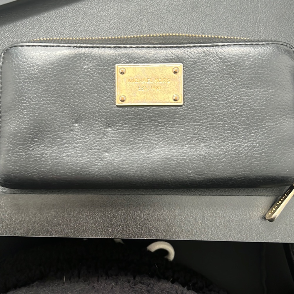 Michael Kors wallet